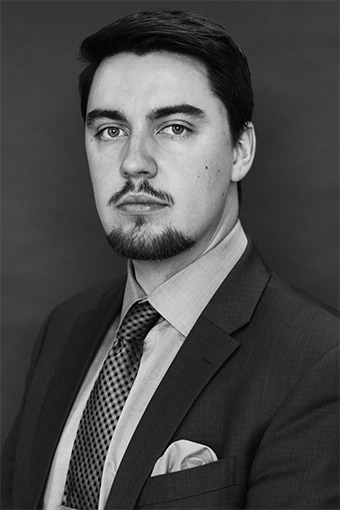 Scott S. Richardson practices Criminal Defence